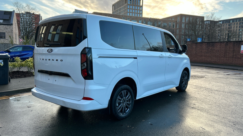 Ford Tourneo Custom 320 L1 Diesel Fwd 2.0 EcoBlue 136ps H1 Titanium 8 seater Auto